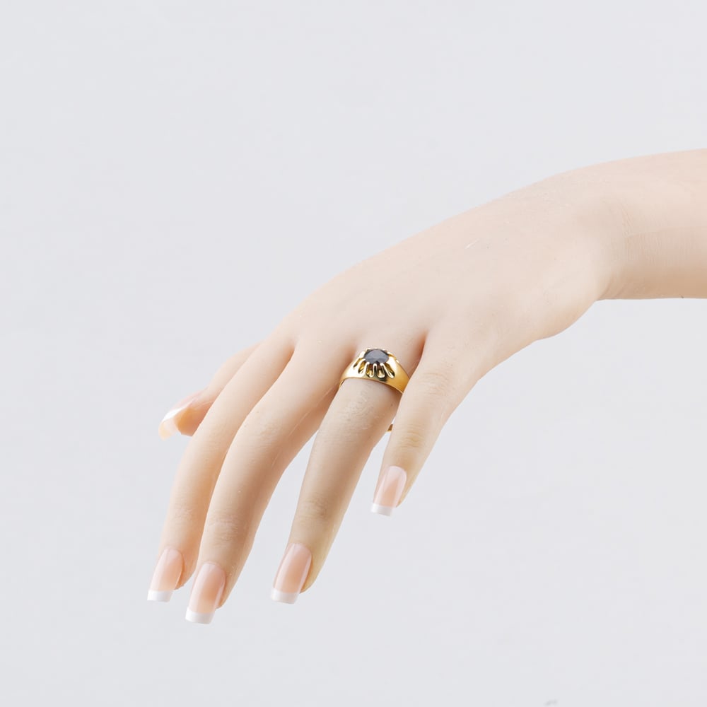 Pre-Owned 9ct Yellow Gold Garnet Single Stone Signet Ring 41342587