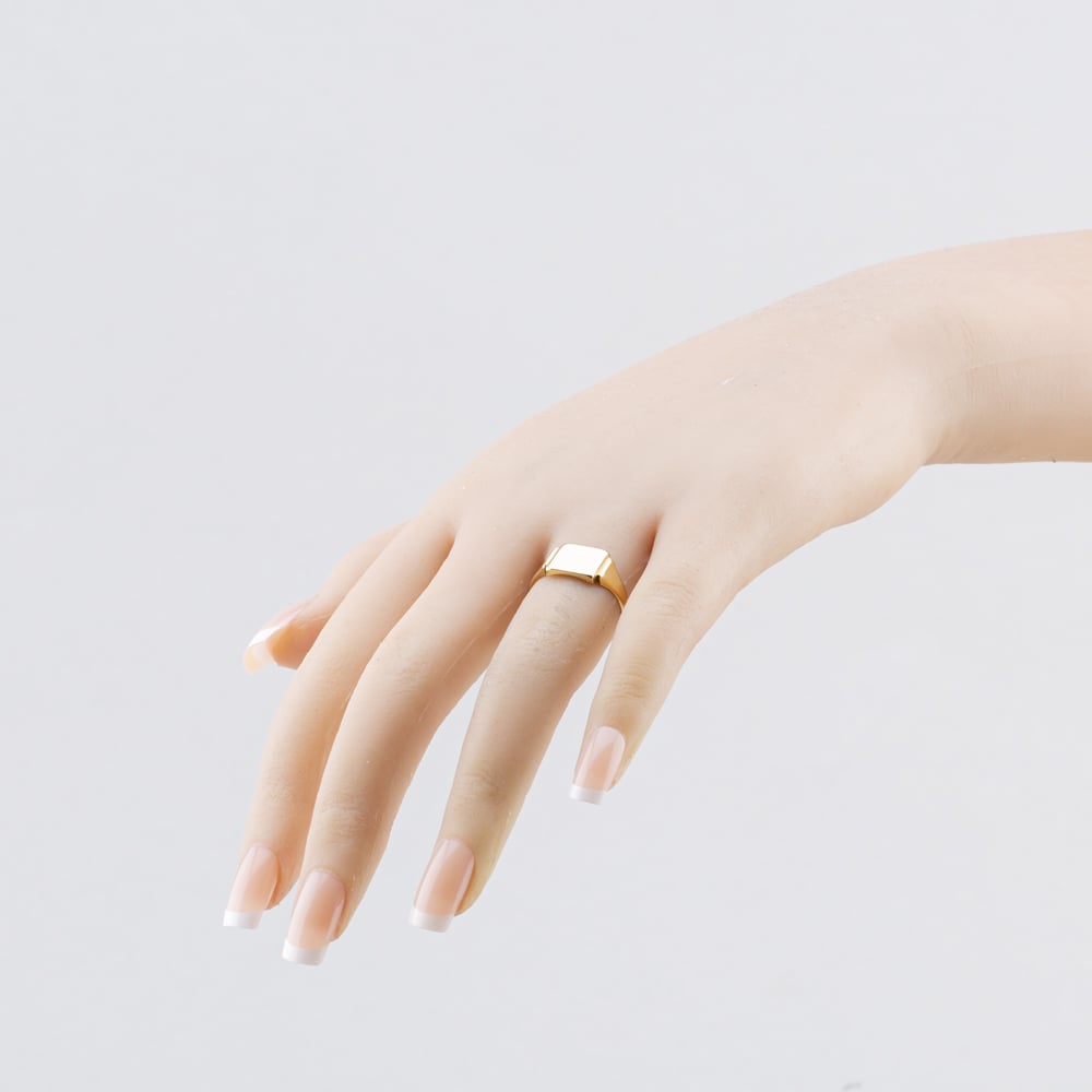 Pre-Owned 9ct Yellow Gold Plain Square Signet Ring 41342594