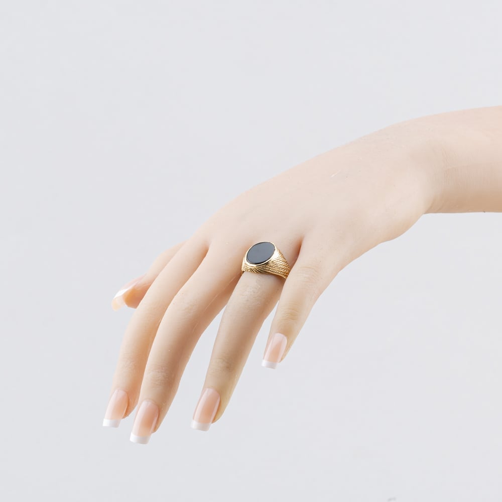 Pre-Owned Vintage Yellow Gold Onyx Oval Signet Ring 41342605
