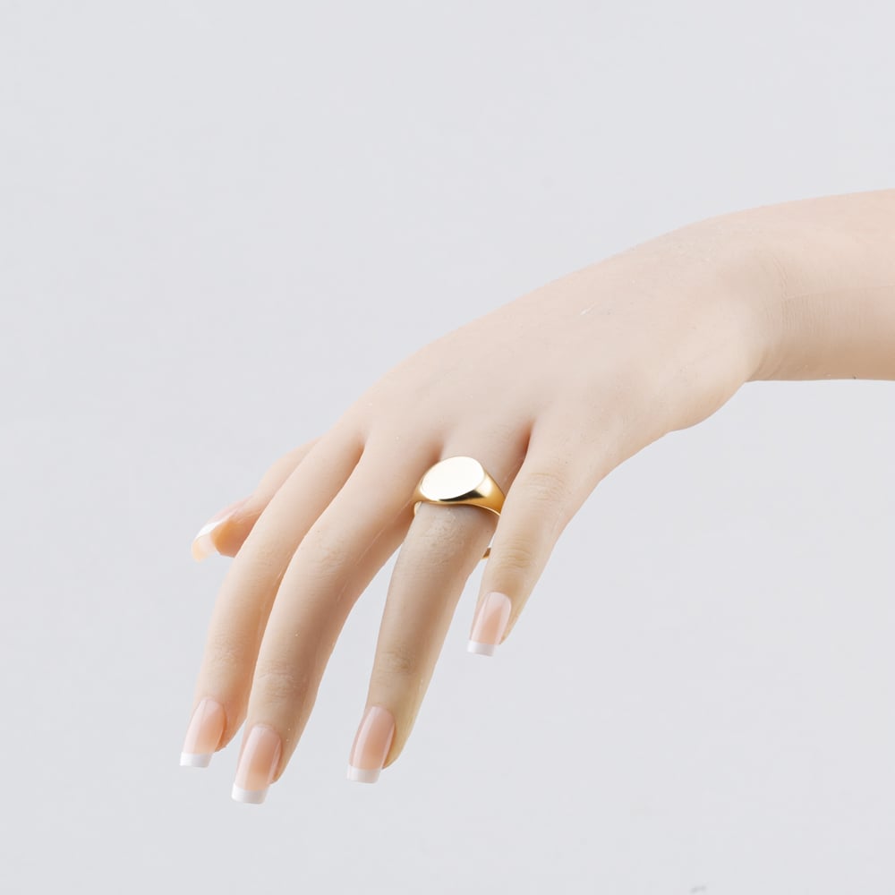 Pre-Owned 9ct Yellow Gold Heavy Plain Oval Signet Ring 41342606