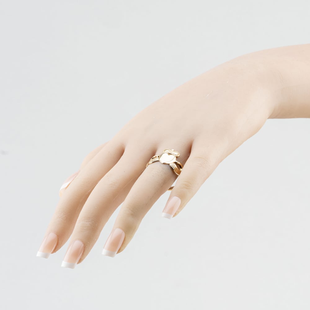 Pre-Owned 9ct Yellow Gold Claddagh Ring 41342614