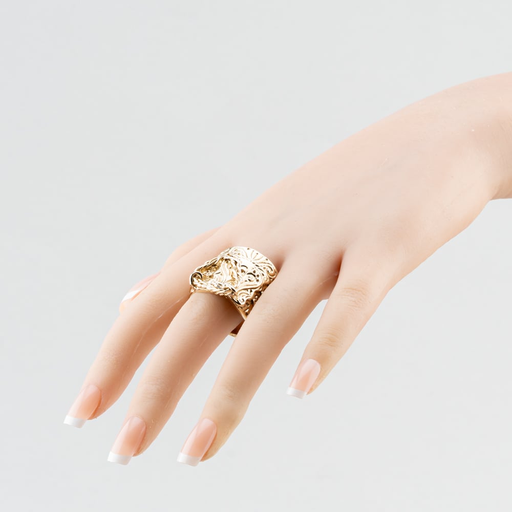 Pre-Owned 9ct Yellow Gold Large Heavy Patterned Saddle Ring 41342623