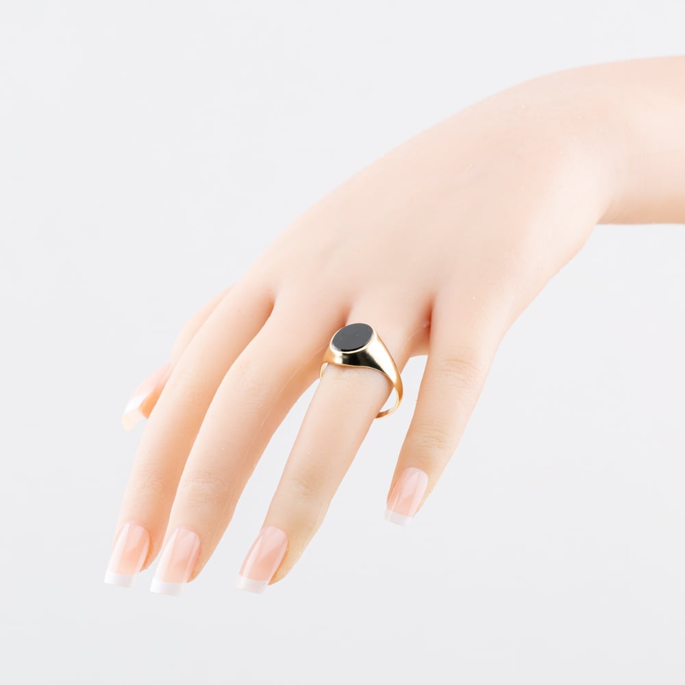 Pre-Owned 9ct Yellow Gold Onyx Oval Signet Ring 41342656