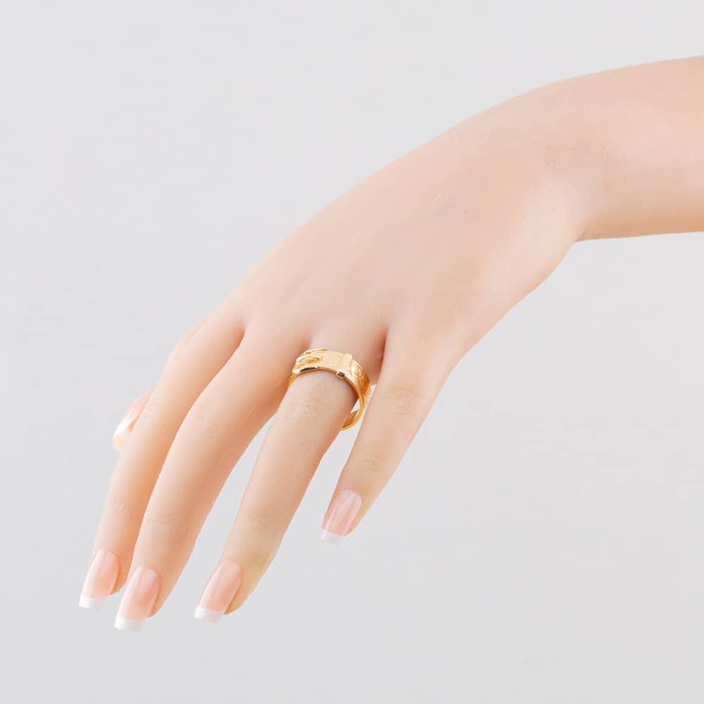 Pre-Owned 9ct Yellow Gold Engraved Buckle Ring 41342669