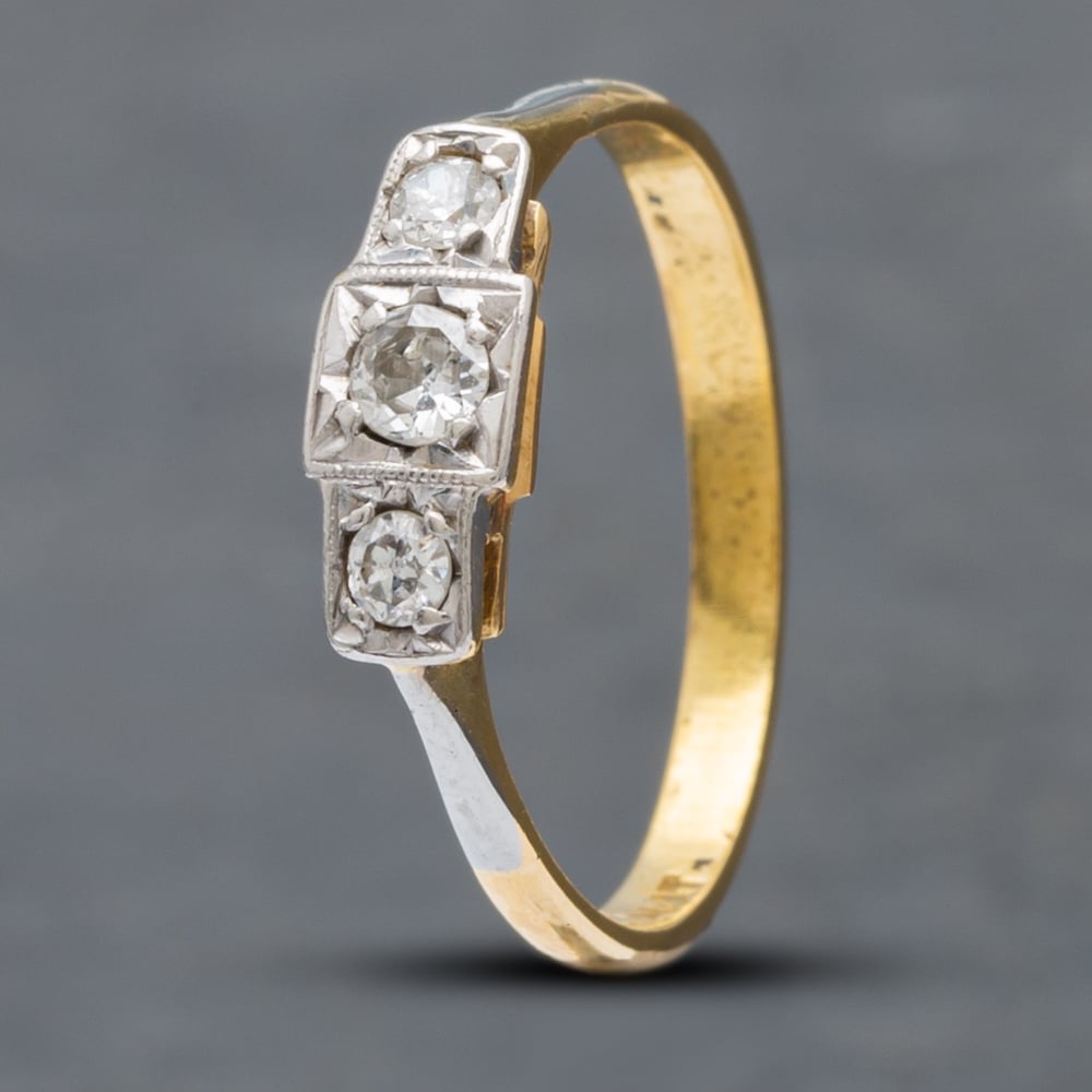 Product photograph of Pre-owned Vintage Yellow Gold Brilliant Cut Diamond Three Stone Ring 41382226 from The Jewel Hut