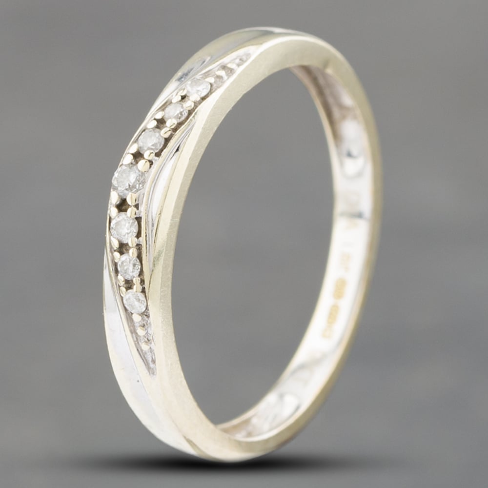 Product photograph of Pre-owned 9ct White Gold Diamond Band Ring 41382454 from The Jewel Hut