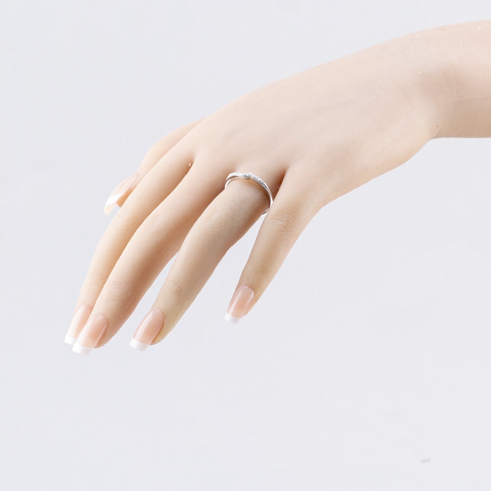 Pre-Owned 9ct White Gold 0.08ct Brilliant Cut Diamond Shaped Ring 41383260