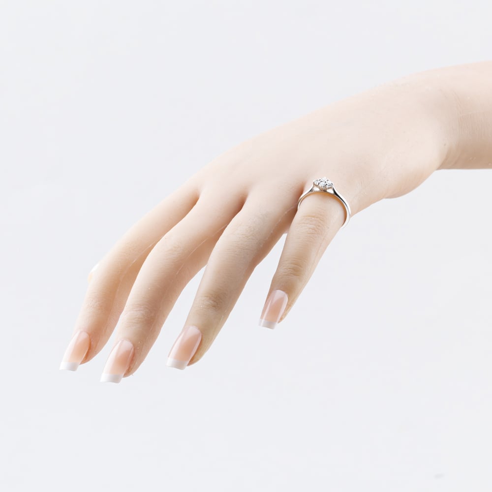 Pre-Owned 9ct White Gold 0.16ct Brilliant Cut Diamond Boat Shaped Four Stone Ring 41383512