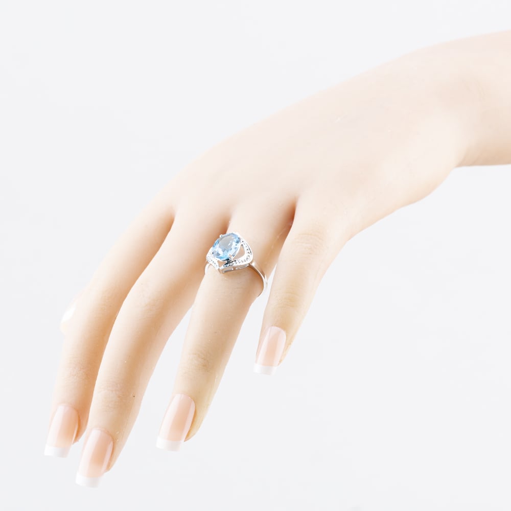 Pre-Owned 9ct White Gold Blue Topaz Dress Ring 41383634