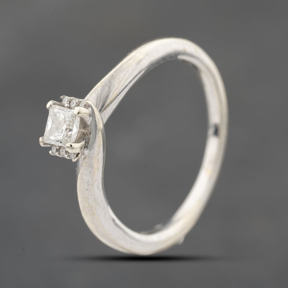 Click to view product details and reviews for Pre Owned 9ct White Gold 025ct Princess Cut Diamond Shoulder Set Solitaire Ring 41383836. Click to view product details and reviews for Pre Owned 9ct White Gold 025ct Princess Cut Diamond Shoulder Set Solitaire Ring 41383836.