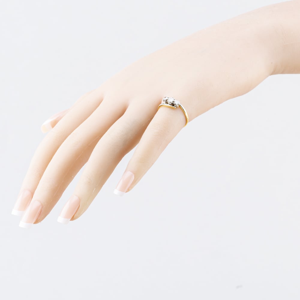 Pre-Owned Vintage Yellow Gold Brilliant Cut Diamond Twist Three Stone Ring 41383995