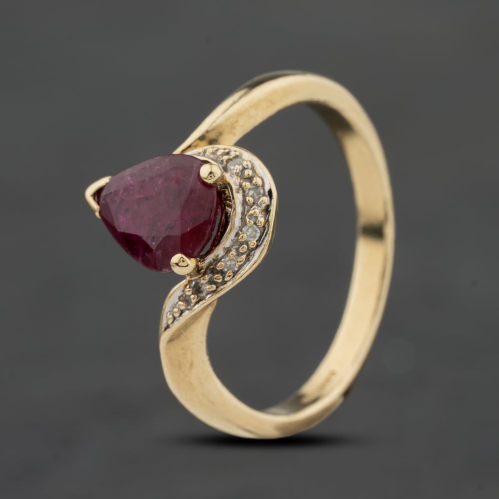 Click to view product details and reviews for Pre Owned 9ct White Gold Ruby And Diamond Pear Shaped Dress Ring 41384006. Click to view product details and reviews for Pre Owned 9ct White Gold Ruby And Diamond Pear Shaped Dress Ring 41384006.