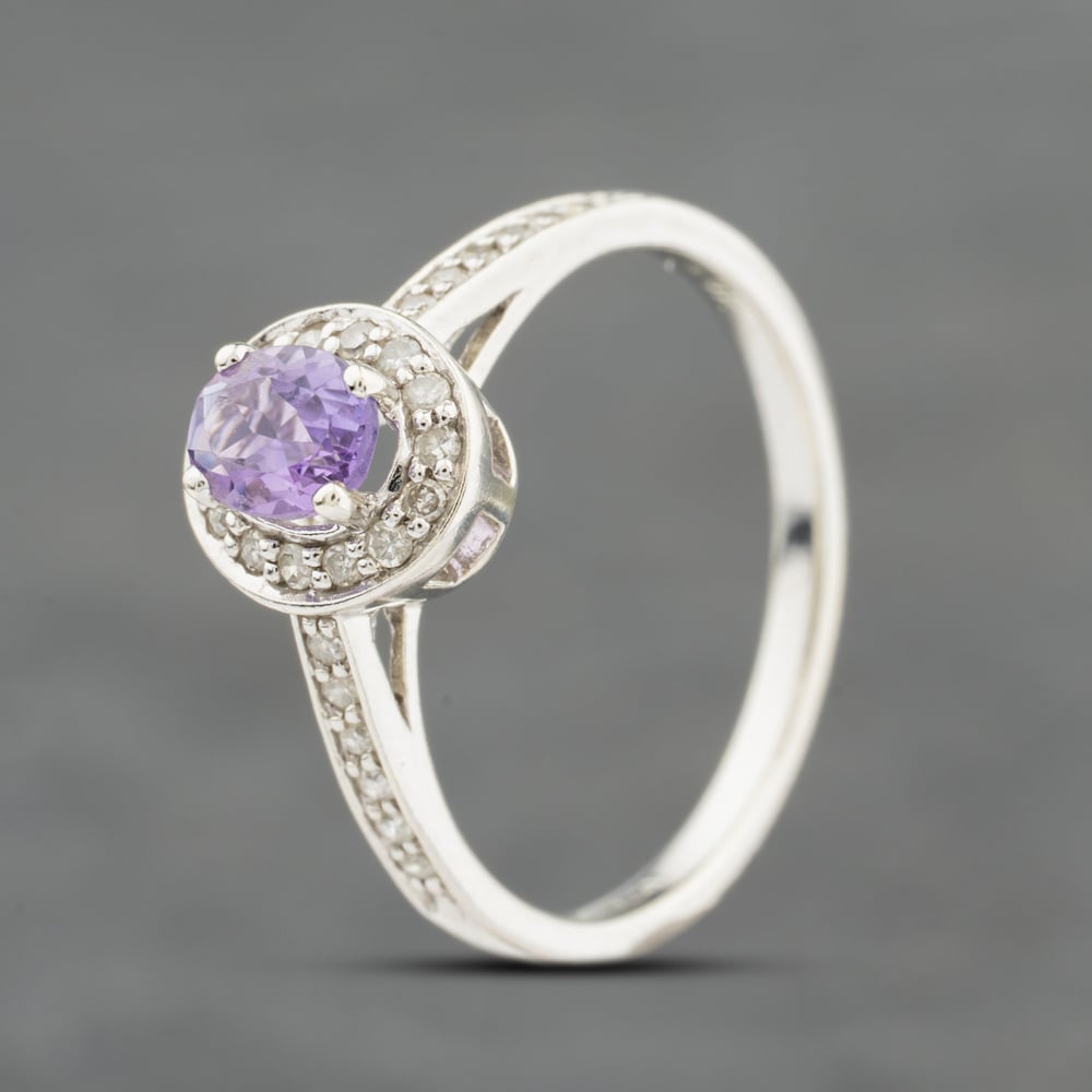 Pre-Owned 9ct Yellow Gold Amethyst &amp; 0.13ct Diamond Oval Cluster Ring 41384123
