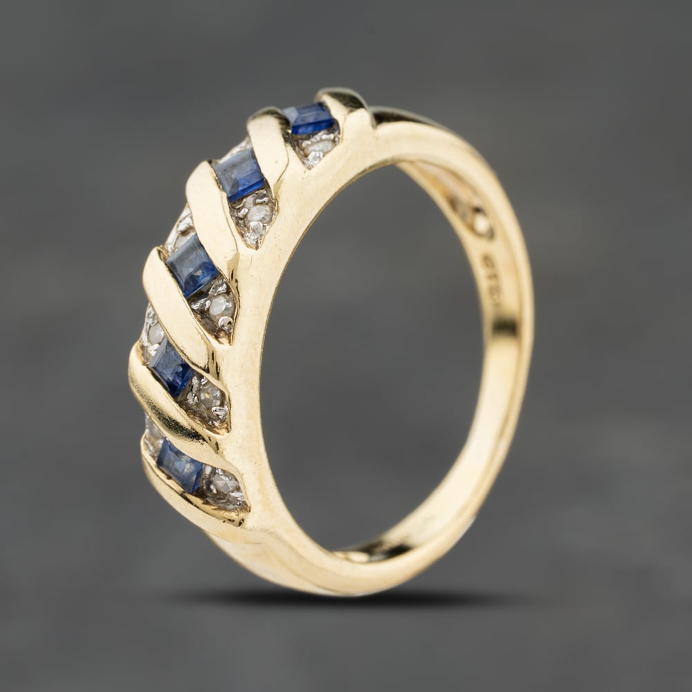 Pre-Owned 9ct Yellow Gold Sapphire &amp; 0.05ct Diamond Dress Ring 41384141