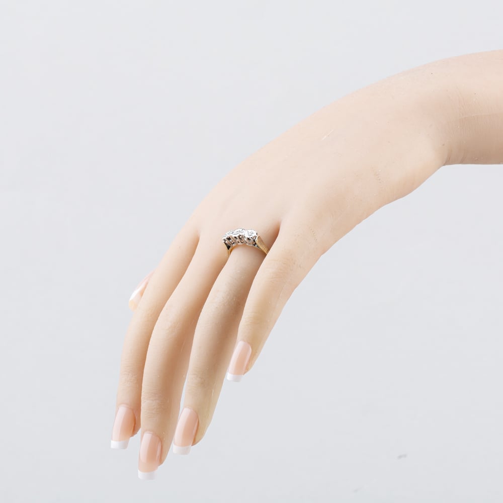 Pre-Owned 9ct Yellow Gold 0.05ct Diamond Three Stone Ring 41384311