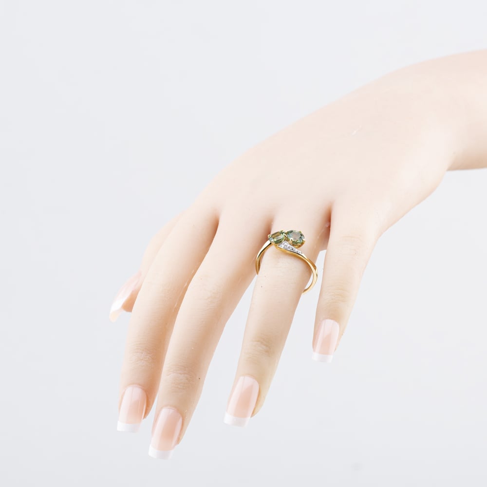 Pre-Owned 9ct Yellow Gold Green Quartz & Diamond Dress Ring 41384556