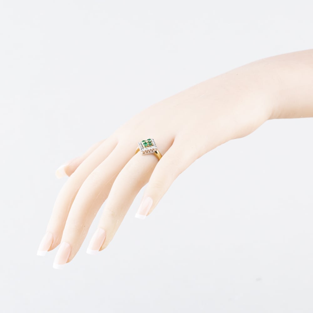 Pre-Owned 9ct Yellow Gold Emerald & 0.16ct Diamond Cluster Ring 41384689