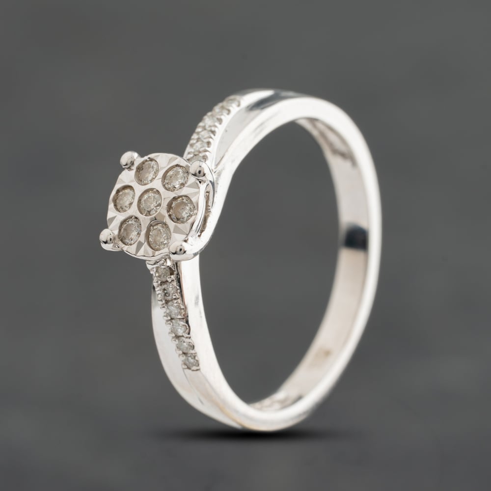 Pre-Owned 9ct White Gold 0.20ct Diamond Cluster Ring 41384721