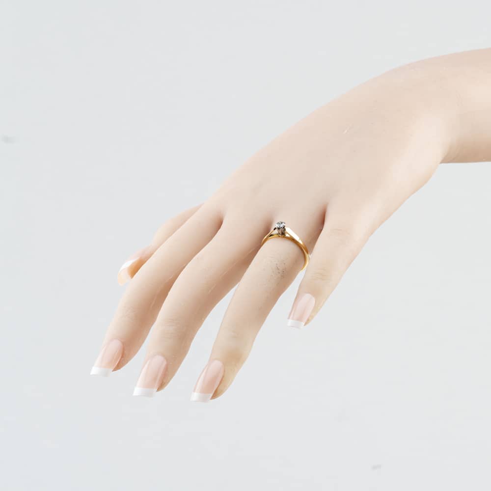 Pre-Owned Vintage Yellow Gold 0.15ct Brilliant Cut Diamond Solitaire Ring 41384835