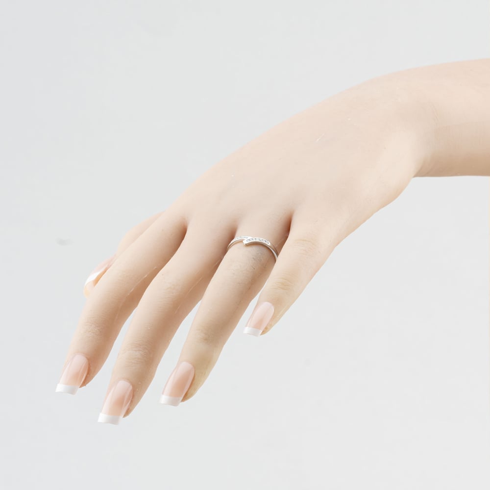 Pre-Owned 9ct White Gold Diamond Half Wishbone Ring 41384919