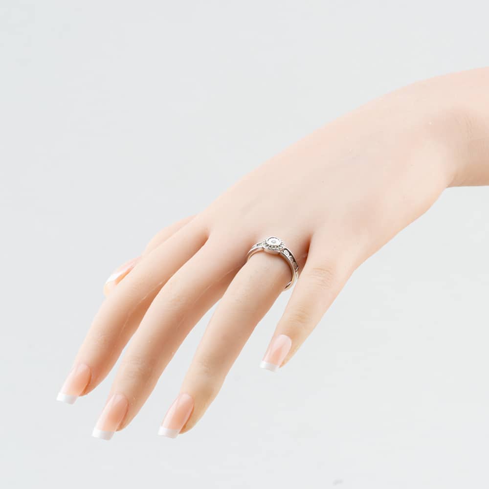 Pre-Owned 9ct White Gold 0.15ct Brilliant Cut Diamond Round Dress Ring 41384935