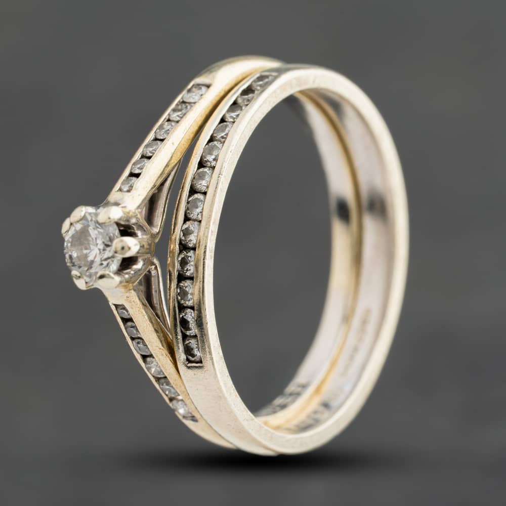 Pre-Owned 9ct White Gold 0.58ct Brilliant Cut Diamond Bridal Set Ring 41384967