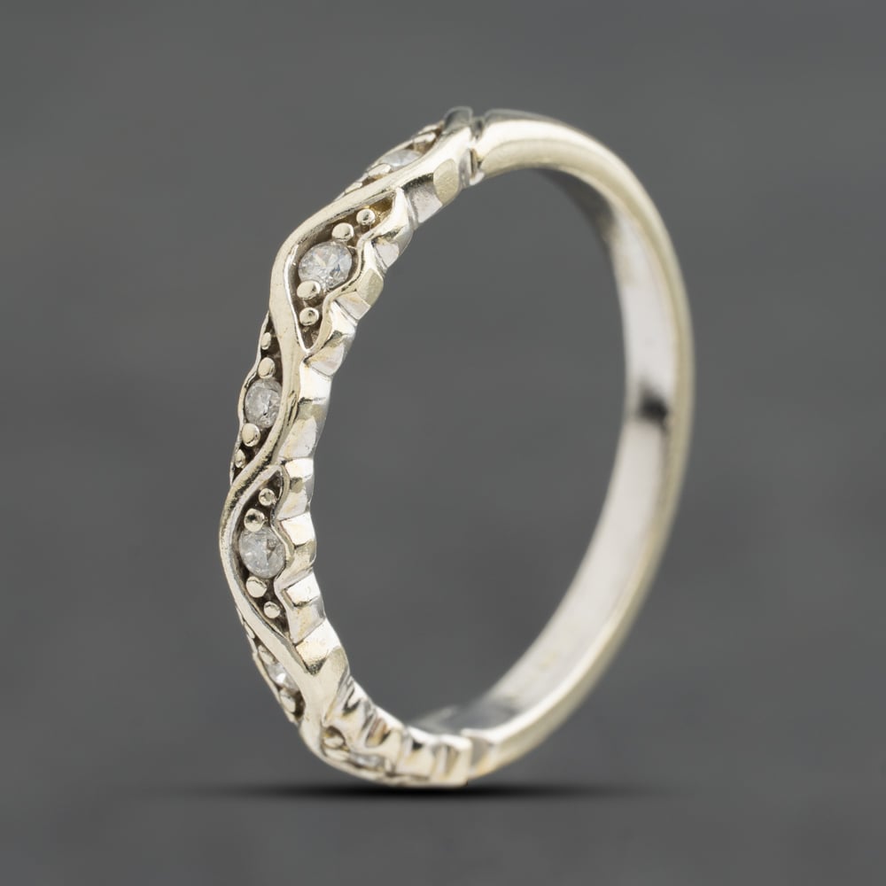 Pre-Owned 9ct White Gold 0.06ct Brilliant Cut Diamond Half Eternity Ring 41384982