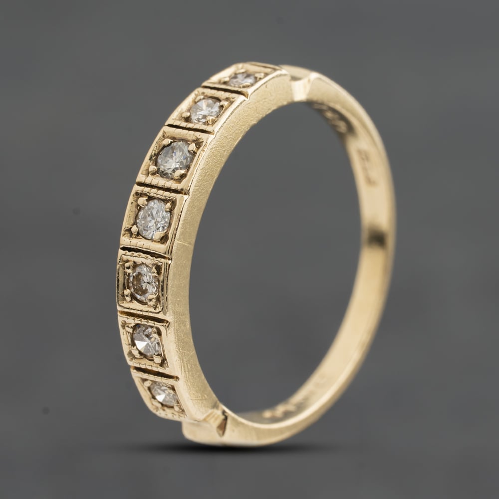 Pre-Owned 9ct Yellow Gold 0.20ct Brilliant Cut Diamond Half Eternity Ring 41384984