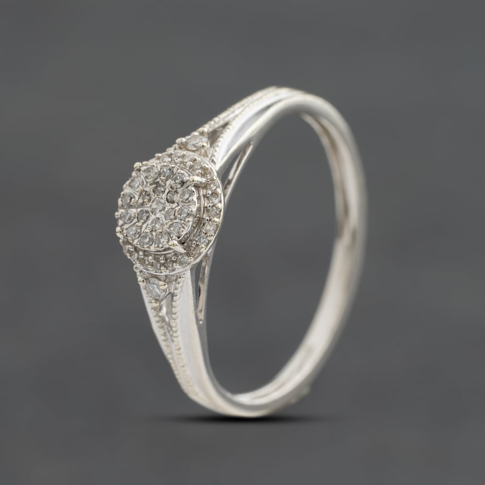 Pre-Owned 9ct White Gold 0.15ct Diamond Round Cluster Ring 41385006