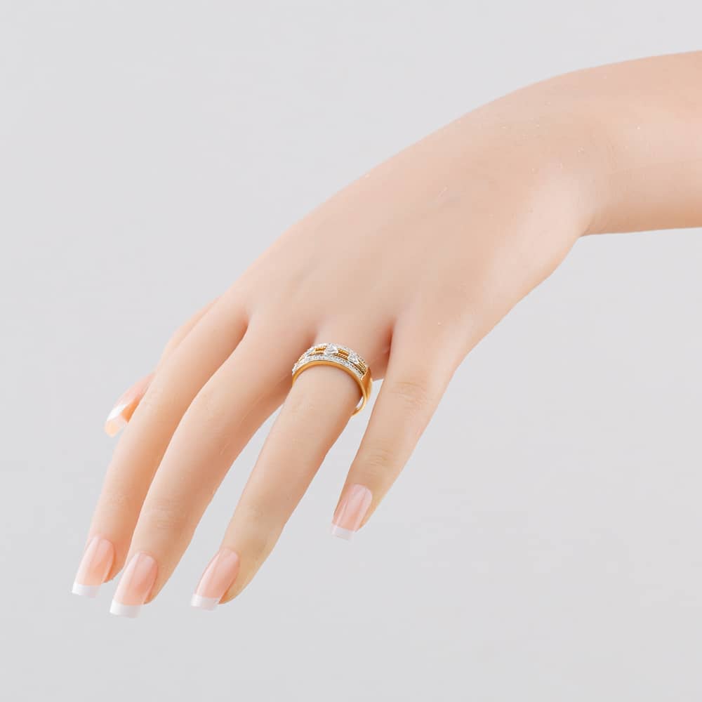 Pre-Owned 9ct Yellow Gold 0.10ct Diamond Hearts Three Row Ring 41385032