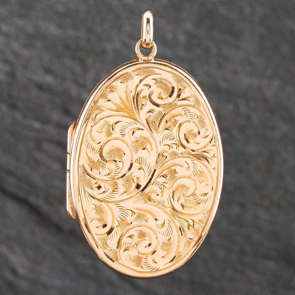 Product photograph of Pre-owned Vintage 9ct Yellow Gold Hand Engraved Oval Locket Loose Pendant 4139780 from The Jewel Hut