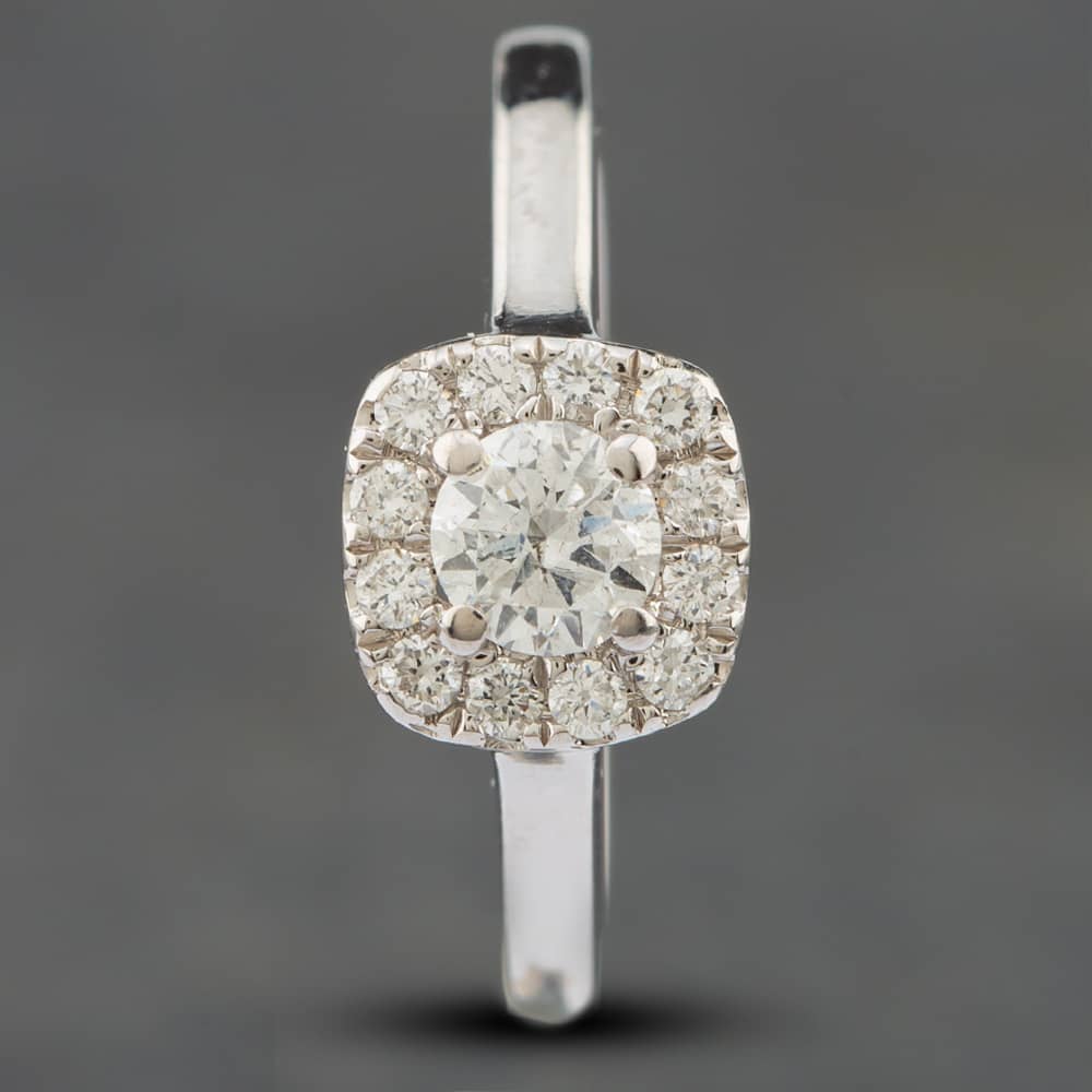 Pre-Owned 18ct White Gold Brilliant Cut Diamond Cushion Cluster Ring 41481119