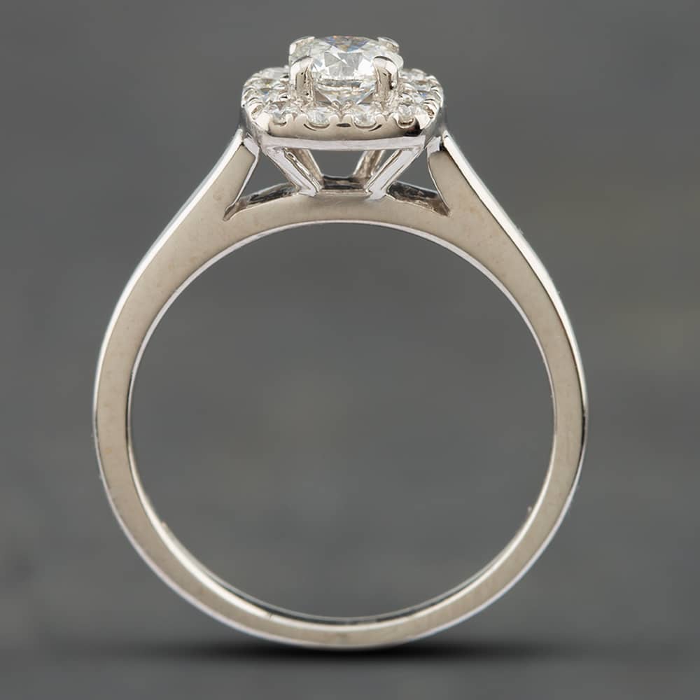 Pre-Owned 18ct White Gold Brilliant Cut Diamond Cushion Cluster Ring 41481119