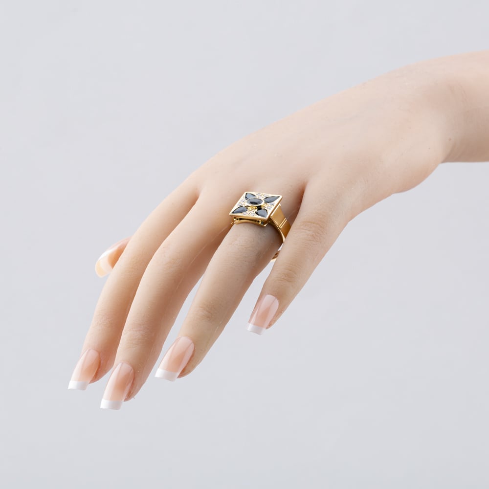 Pre-Owned 14ct Yellow Gold Sapphire & Brilliant Cut Diamond Square Set Cluster Ring 41481812