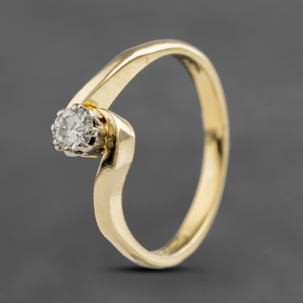 Click to view product details and reviews for Pre Owned 18ct Yellow Gold 015ct Brilliant Cut Diamond Twist Solitaire Ring 41482010. Click to view product details and reviews for Pre Owned 18ct Yellow Gold 015ct Brilliant Cut Diamond Twist Solitaire Ring 41482010.