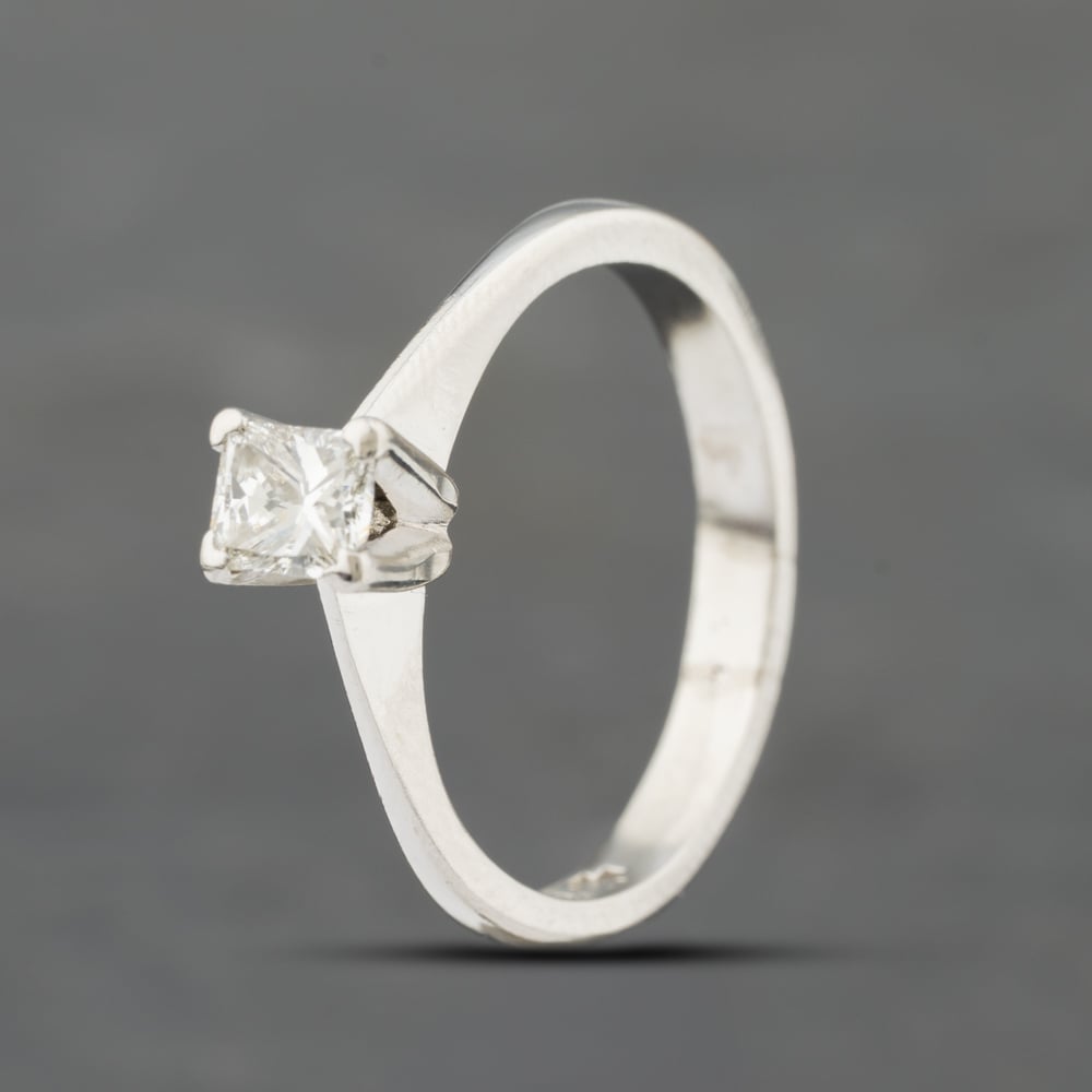 Click to view product details and reviews for Pre Owned Platinum 035ct Princess Cut Diamond Solitaire Ring 41482154. Click to view product details and reviews for Pre Owned Platinum 035ct Princess Cut Diamond Solitaire Ring 41482154.