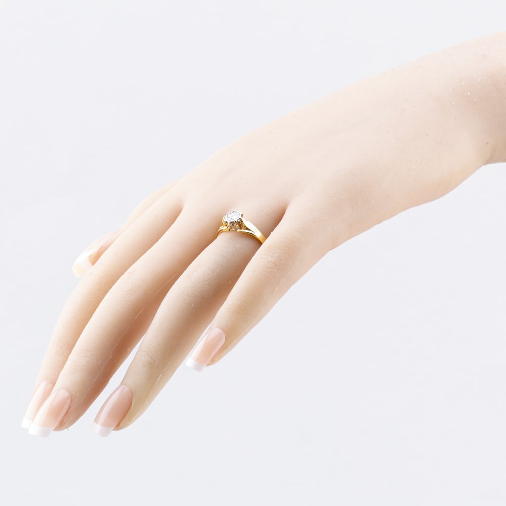 Pre-Owned Yellow Gold 0.10ct Brilliant Cut Diamond Solitaire Ring 41482331