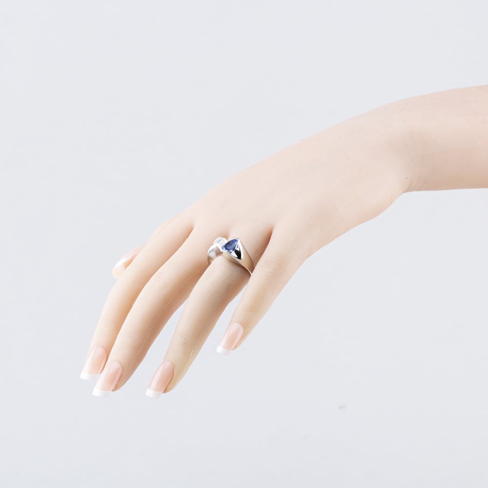 Pre-Owned 18ct White Gold Tanzanite & 0.40ct Baguette Cut Diamond Dress Ring 41482337