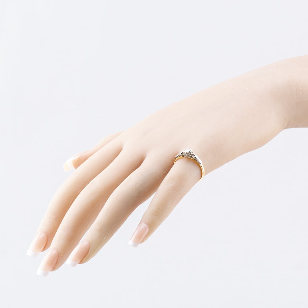Pre-Owned Yellow Gold 0.15ct Brilliant Cut Diamond Platinum Shoulders Solitaire Ring 41482424