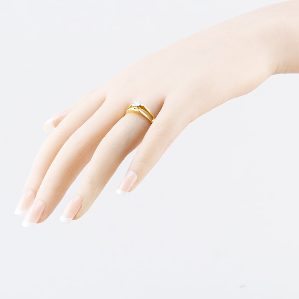 Pre-Owned Yellow Gold Brilliant Cut Diamond Open Shoulders Solitaire Ring 41482474