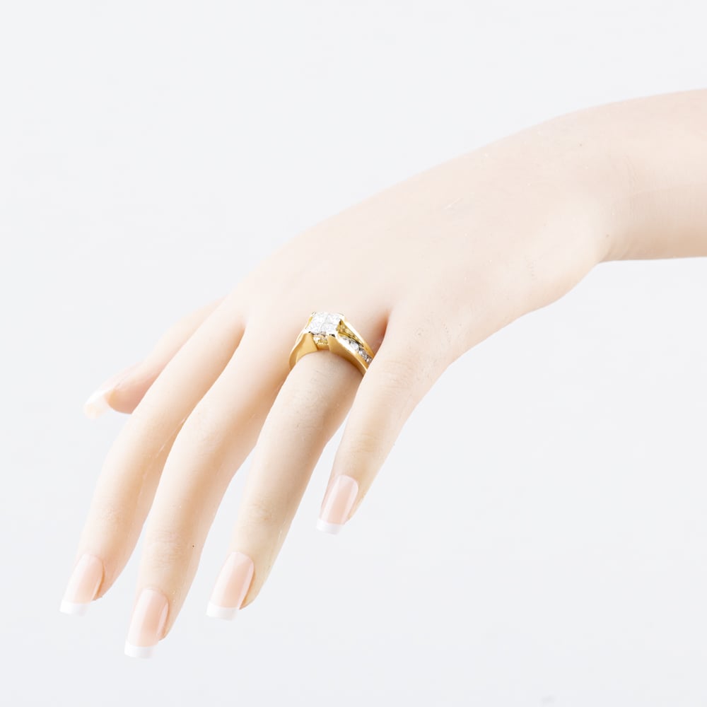 Pre-Owned 14ct Yellow Gold 2.00ct Diamond With Channel Set Brilliant Cut Diamonds Four Stone Ring 41482550