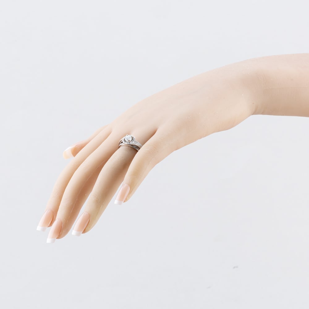 Pre-Owned 18ct White Gold Certificated 0.40ct Brilliant Cut Diamond Halo Cluster Ring 41482571