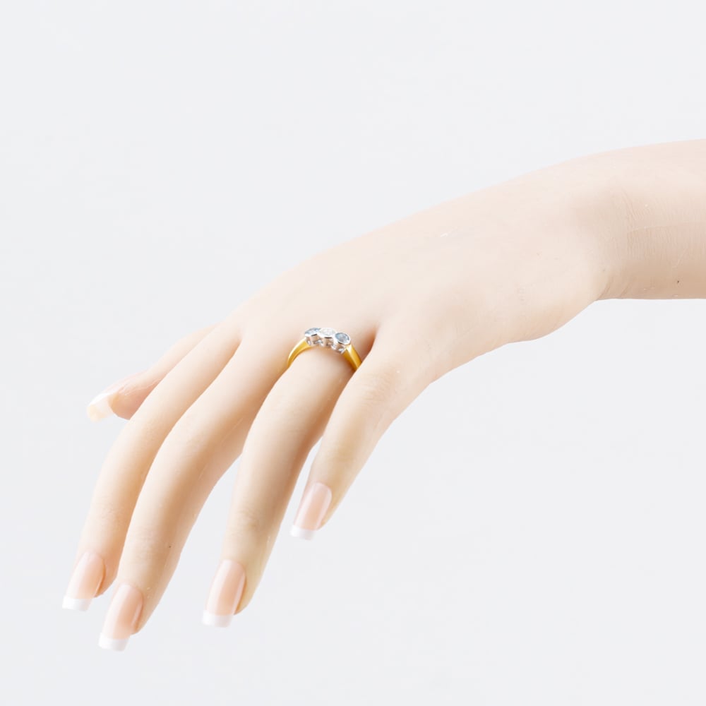Pre-Owned 18ct Yellow Gold Aquamarine & 0.20ct Brilliant Cut Diamond Rubover Set Three Stone Ring 41482810