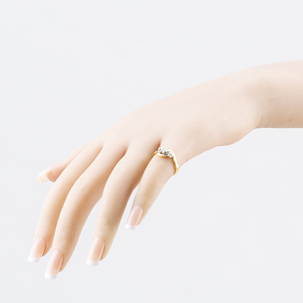 Pre-Owned 18ct Yellow Gold 0.30ct Brilliant Cut Diamond Twist Three Stone Ring 41482816