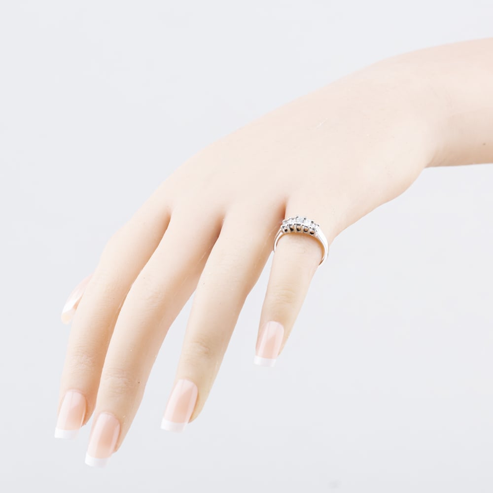 Pre-Owned 18ct White Gold 0.50ct Baguette Cut Diamond Tiered Five Stone Ring 41482828