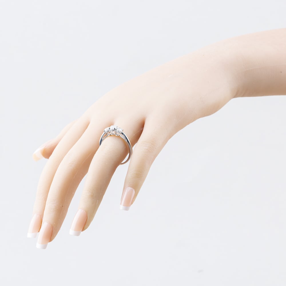 Pre-Owned 18ct White Gold 1.00ct Brilliant Cut Diamond Three Stone Ring 41482864