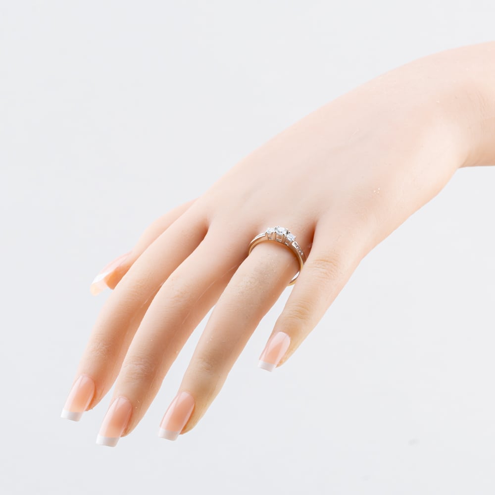 Pre-Owned 9ct White Gold 0.50ct Brilliant Cut Diamond Three Stone Ring 41482943