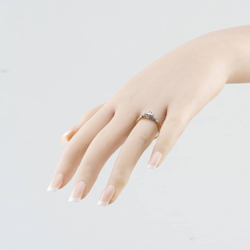 Pre-Owned Vintage Yellow Gold 0.08ct Brilliant Cut Diamond Solitaire Ring 41482988