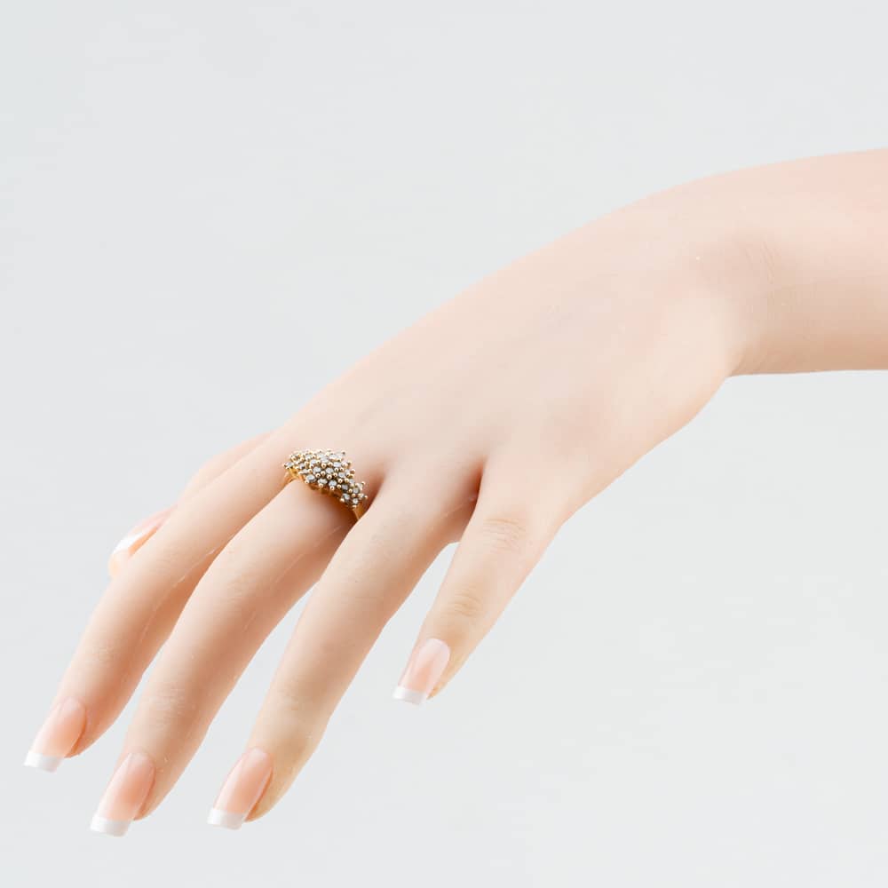 Pre-Owned 9ct Yellow Gold Brilliant Cut Diamond Cluster Ring 41483052