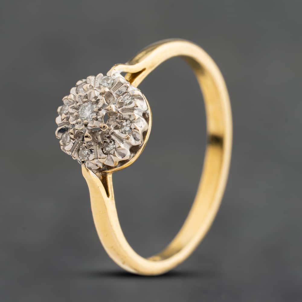 Pre-Owned 18ct Yellow Gold Brilliant Cut Diamond Cluster Ring 41483063